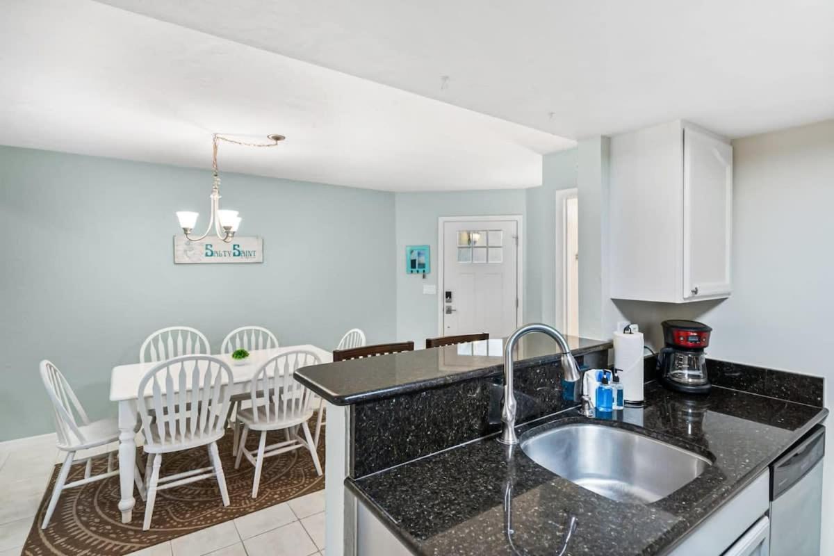The Salty Saint Townhouse By The Beach St. Augustine Exterior foto